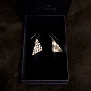 Swarovski small fit pierced chandelier earrings